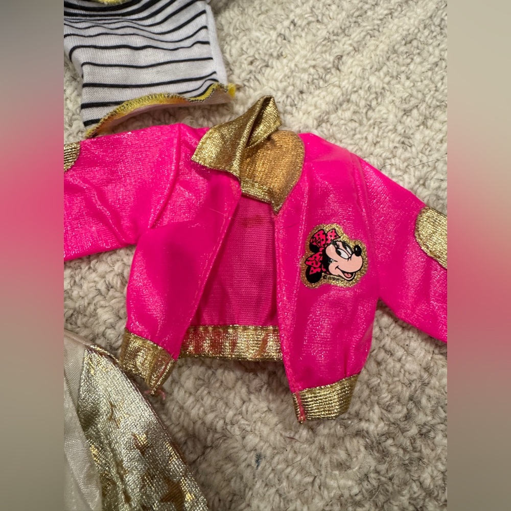 Another lot of Barbie clothes.. Malibu Barbie, ballet dancer, mixture of vintage - Picture 10 of 15